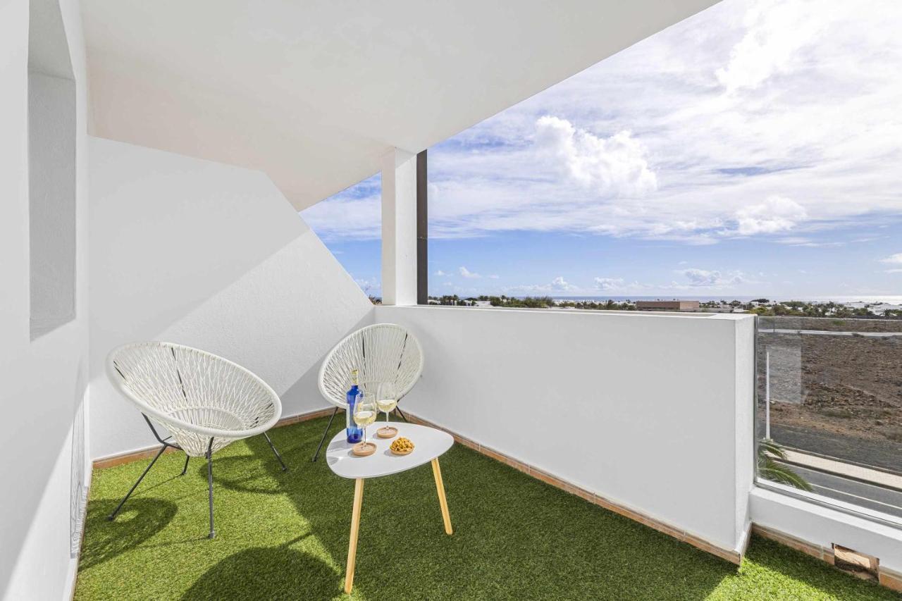 Holyhome Sunsplash Costa Teguise Extérieur photo